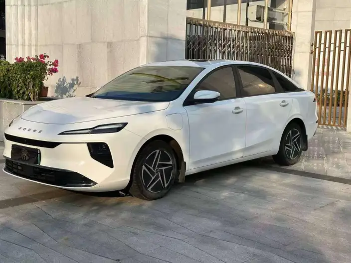 Roewe D6 2025 Model 450km Premium Edition