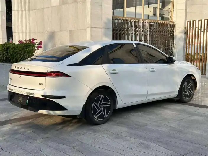 Roewe D6 2025 Model 450km Premium Edition – фото 6