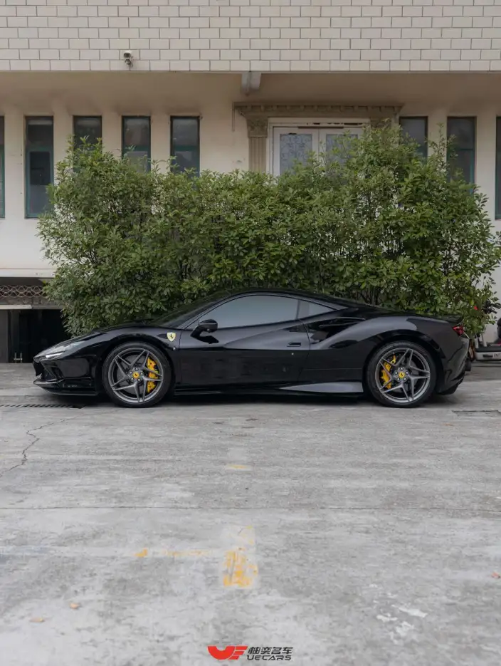 Ferrari F8 2019 Model Tributo 3.9T V8 – фото 4