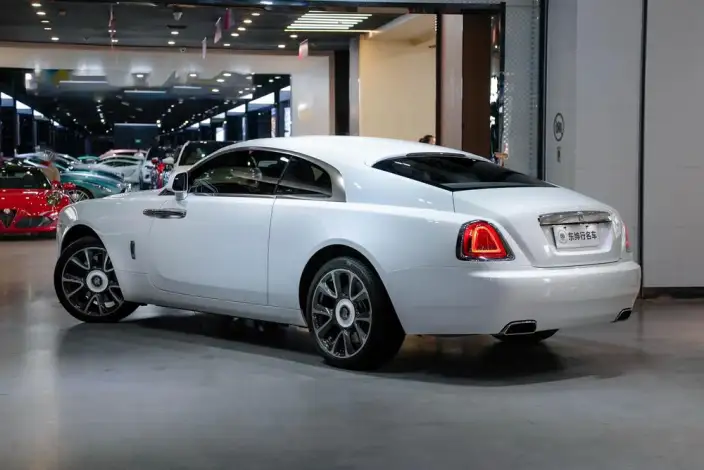 Wraith 2018 Model 6.6T Standard Model