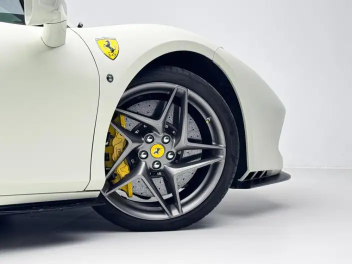 Ferrari F8 2019 Model Tributo 3.9T V8 – фото 6