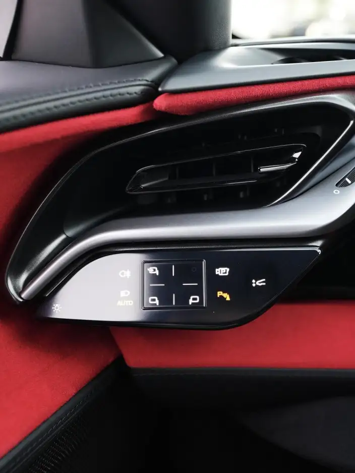Ferrari SF90 2019 Model 3.9T Standard Edition – фото 6