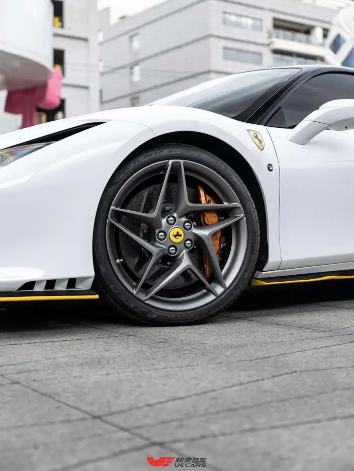 Ferrari F8 2019 Model Tributo 3.9T V8 – фото 8