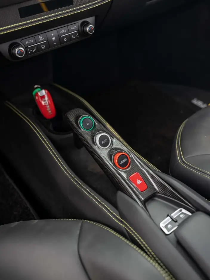 Ferrari F8 2019 Model Tributo 3.9T V8 – фото 9