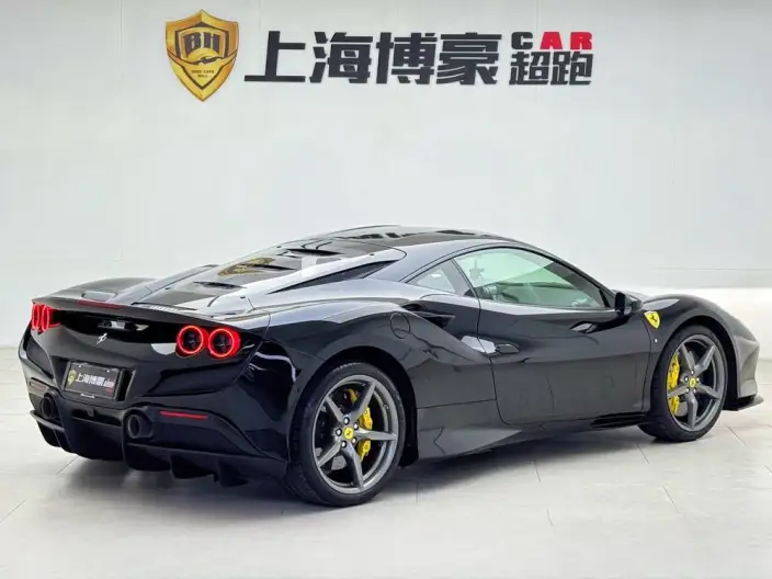Ferrari F8 2019 Model Tributo 3.9T V8 – фото 6