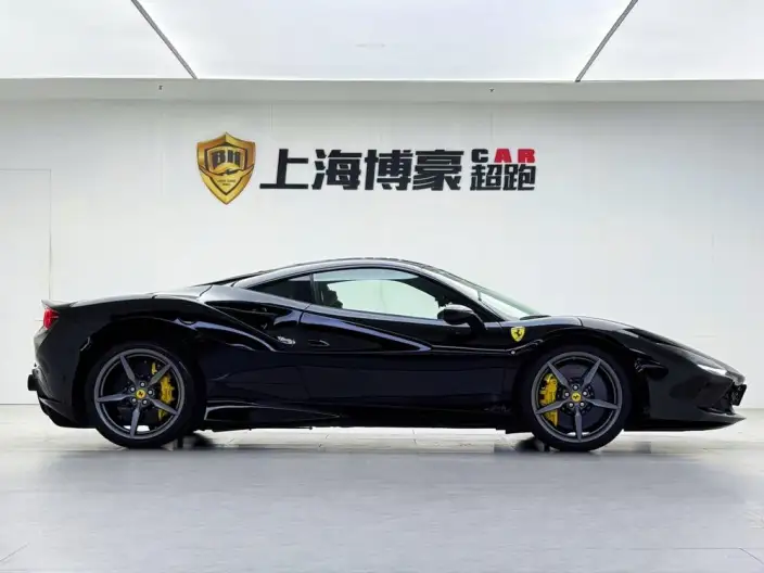 Ferrari F8 2019 Model Tributo 3.9T V8 – фото 7