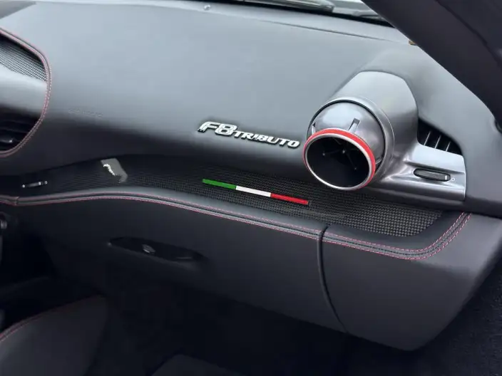 Ferrari F8 2019 Model Tributo 3.9T V8 – фото 10
