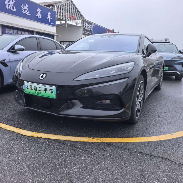 Denza Z9GT EV 2024 630 4WD Max – фото 1