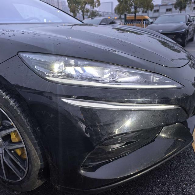 Denza Z9GT EV 2024 630 4WD Max – фото 13