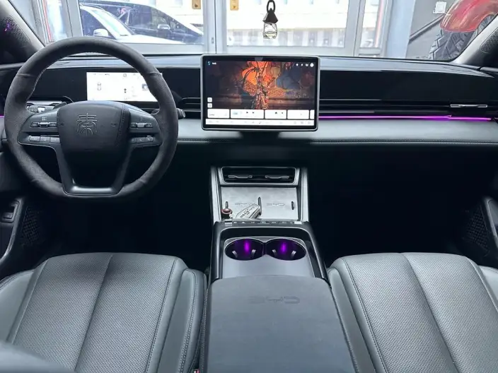 QinL EV 2025 Model 470KM Leading Model – фото 7