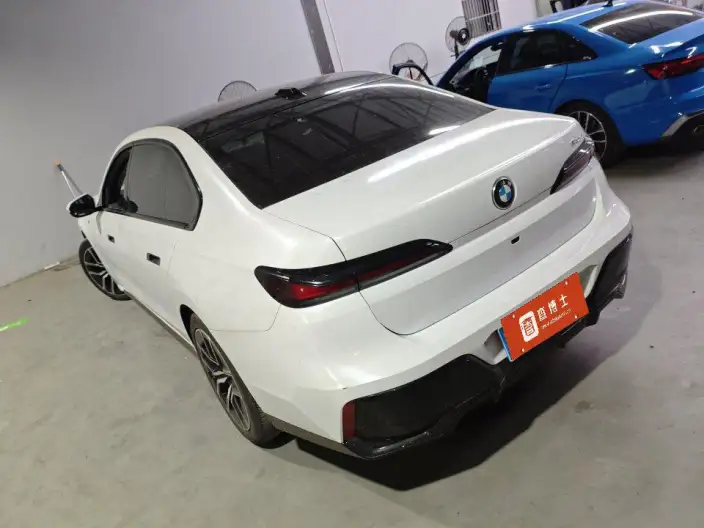 BMW 7 Series 2023 Model 735Li M Sports Set