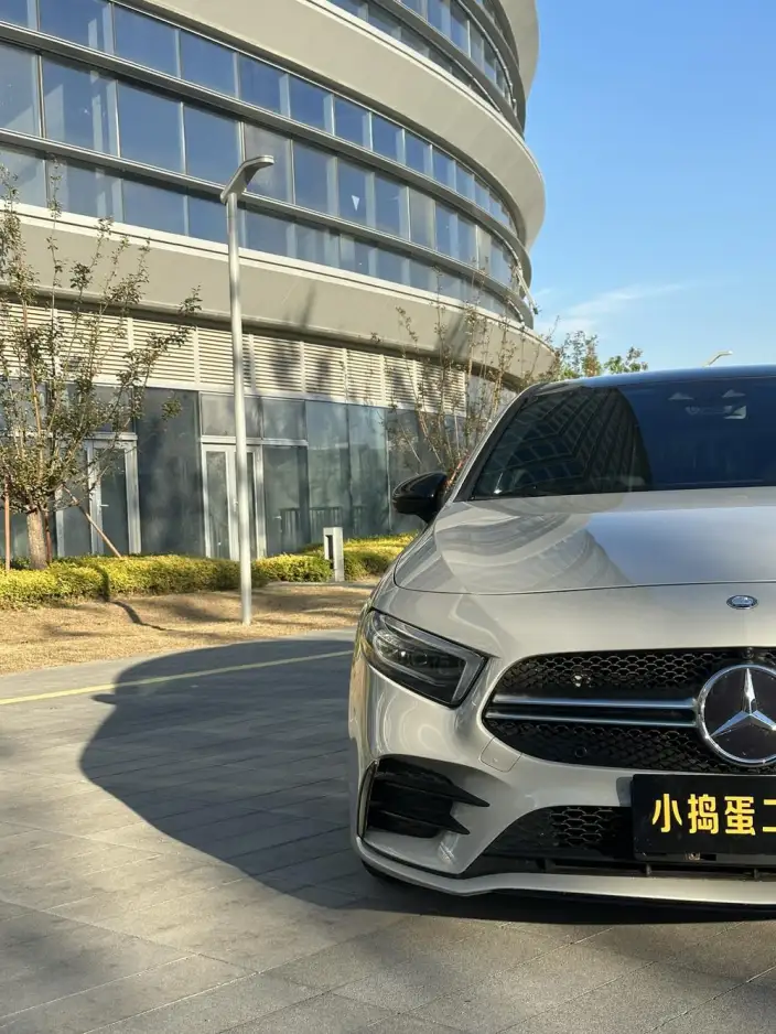 Mercedes-Benz A-Class AMG Imported 2022 Model AMG A 35 4MATIC – фото 10