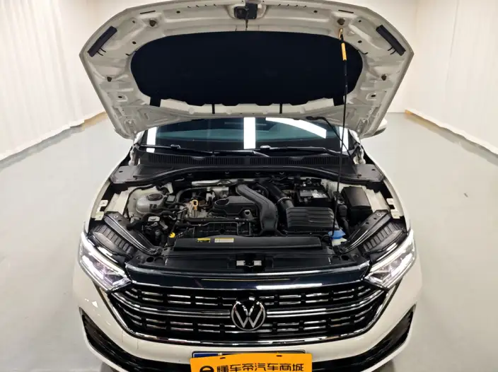 Volkswagen Sagitar 2023 Model 300TSI DSG Beyond Edition – фото 10