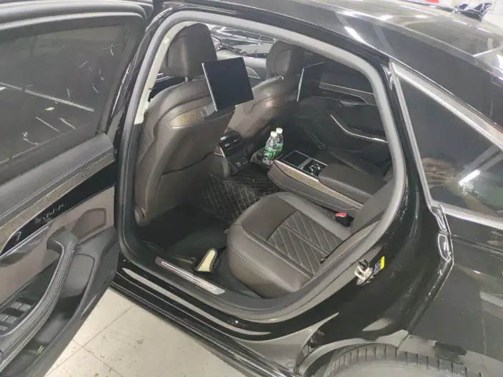 Audi A8 2023 Model A8L 55 TFSI quattro Flagship Model – фото 10