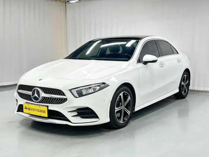 Mercedes-Benz A-class 2023 Model A 200 L Sports sedan Fashion Edition