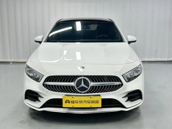 Mercedes-Benz A-class 2023 Model A 200 L Sports sedan Fashion Edition