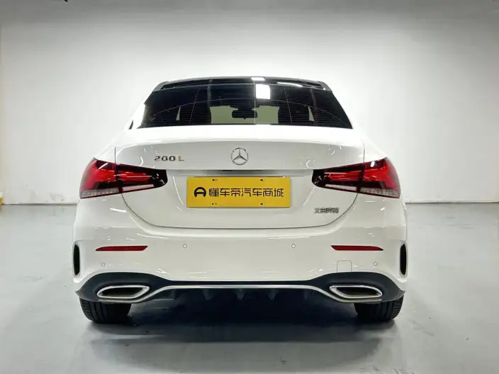 Mercedes-Benz A-class 2023 Model A 200 L Sports sedan Fashion Edition – фото 6
