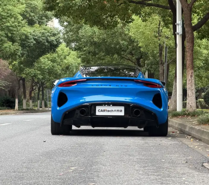 Emira 2022 Model 3.5T V6 First Edition – фото 6