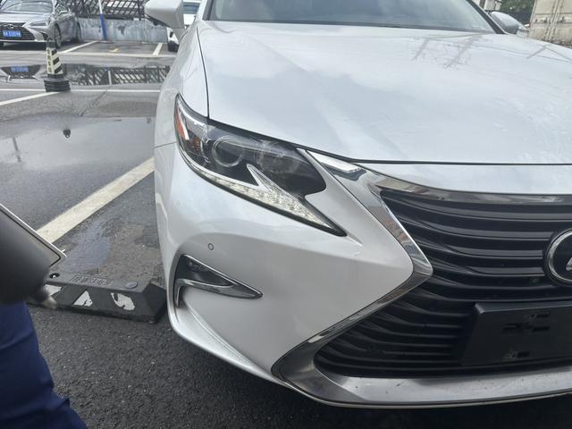 Lexus ES 2017 модификация 200 30 Anniversary Edition – фото 9