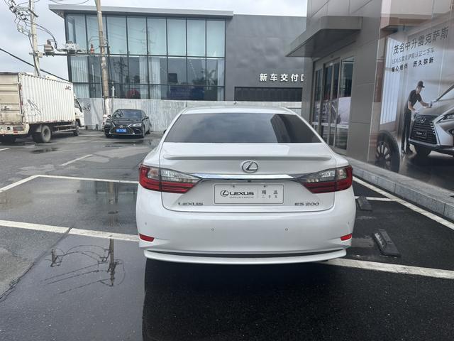 Lexus ES 2017 модификация 200 30 Anniversary Edition – фото 18