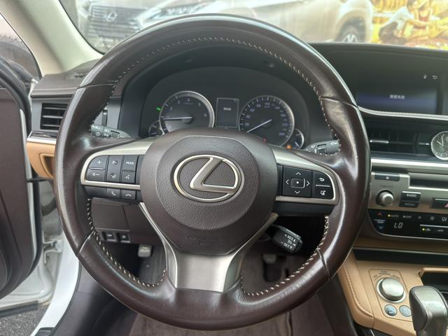 Lexus ES 2017 модификация 200 30 Anniversary Edition – фото 25