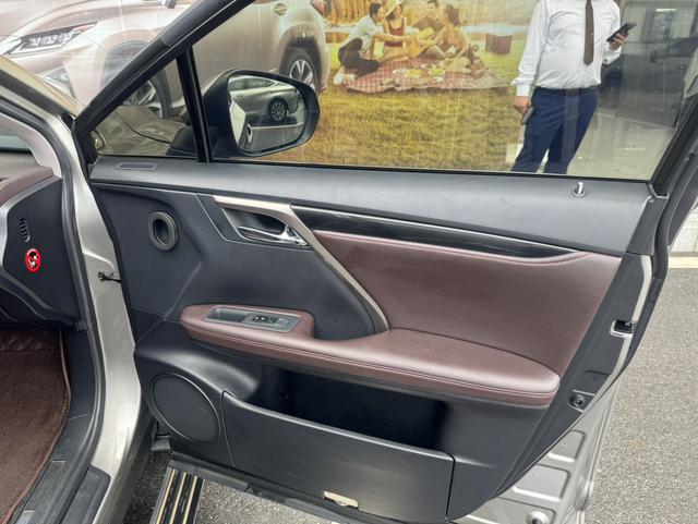 Lexus RX Модель 2020 года 300 4WD Elegant Edition Country VI – фото 17