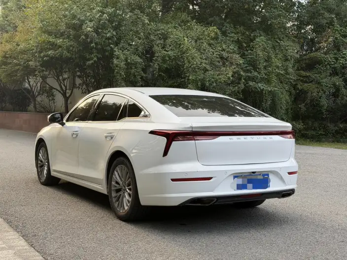 BESTUNE B70 2023 Model Third generation 1.5T Automatic Changxiang Edition Model – фото 5