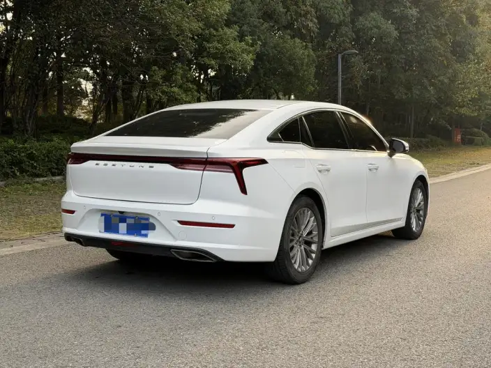 BESTUNE B70 2023 Model Third generation 1.5T Automatic Changxiang Edition Model – фото 7