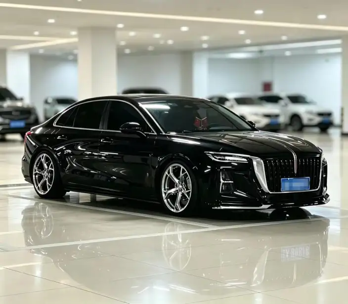 Hongqi H5 2023 Model 2.0T Automatic Smart Flag Enjoy Edition