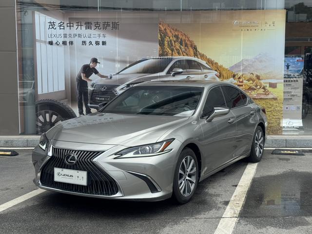Lexus ES 2020 200 Excellence China VI