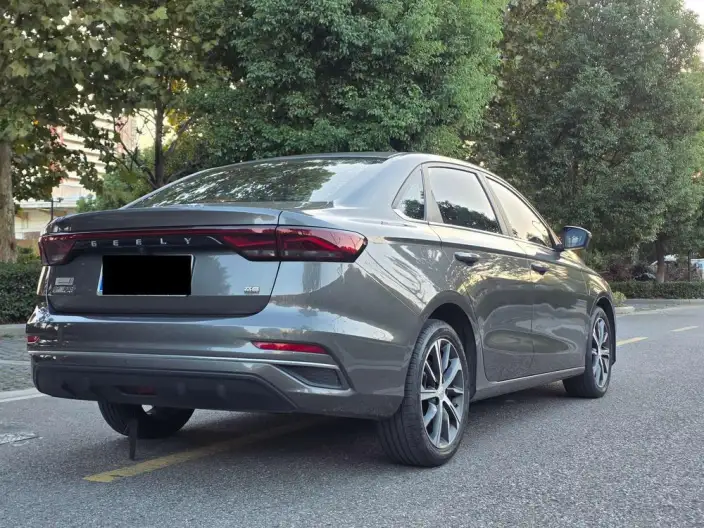 Geely Emgrand 2022 Model No. 4 Gen 1.5L CVT Flagship Model – фото 5