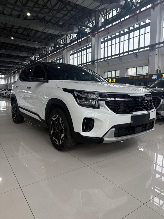 Kia Seltos Раздел 2023 1.5L IVT Premium Edition – фото 2