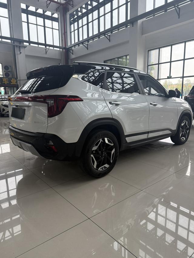 Kia Seltos Раздел 2023 1.5L IVT Premium Edition – фото 5