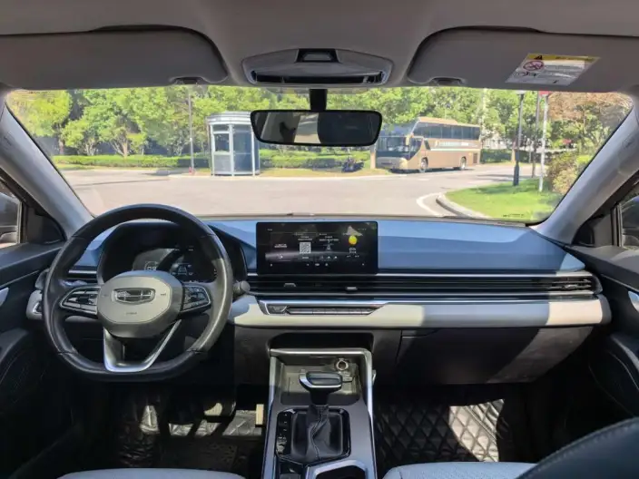 Geely Emgrand 2022 Model No. 4 Gen 1.5L CVT Flagship Model – фото 6