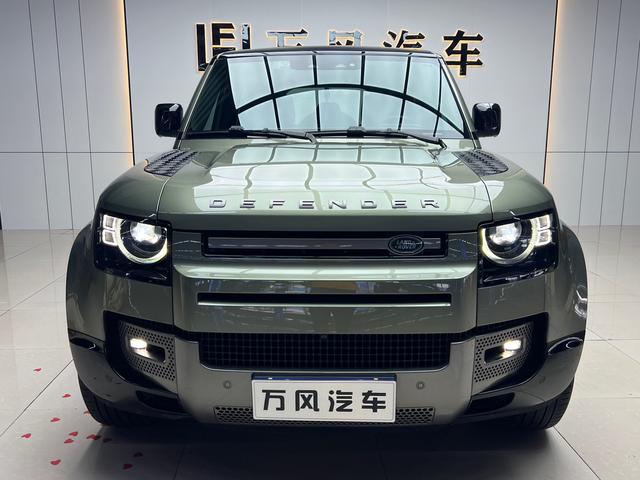 Land Rover De f ender 2023 110 3.0T P400 X-DYNAMIC HSE – фото 2