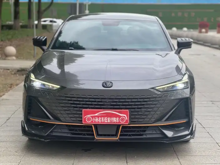 Changan UNI-V 2022 Model 1.5T Sports Edition