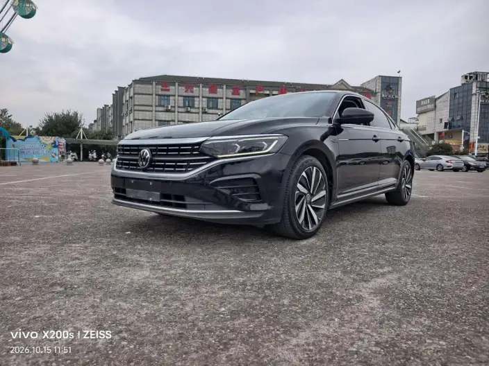 Volkswagen Passat 2022 Model 380TSI Deluxe Edition