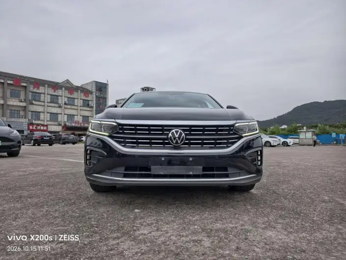 Volkswagen Passat 2022 Model 380TSI Deluxe Edition