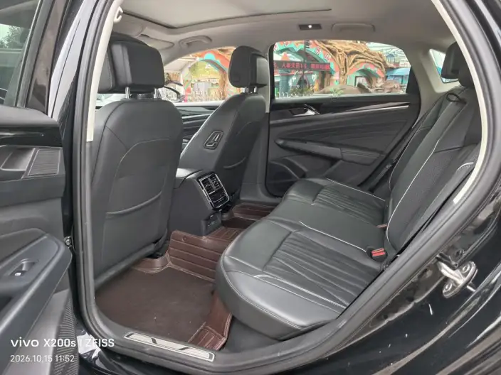 Volkswagen Passat 2022 Model 380TSI Deluxe Edition – фото 9