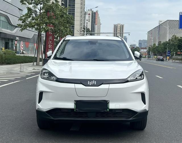 Weltmeister EX5 Модель 2019 года EX5 400 Lite Tiggo Edition