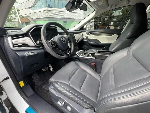 Weltmeister EX5 Модель 2019 года EX5 400 Lite Tiggo Edition
