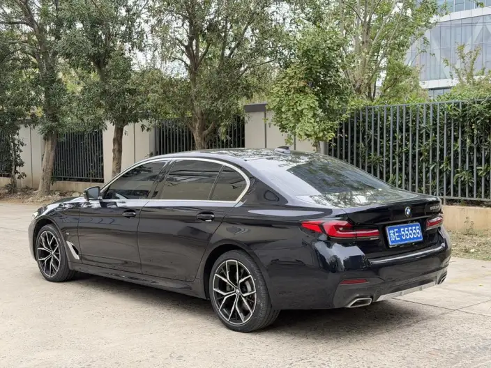 BMW 5 Series 2023 Model Facelift 530Li Exclusive Model M Sports Set – фото 5