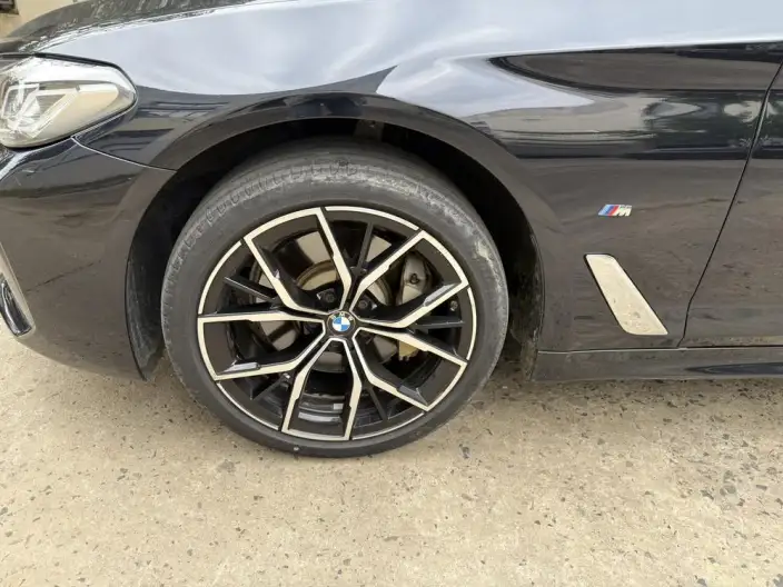BMW 5 Series 2023 Model Facelift 530Li Exclusive Model M Sports Set – фото 9