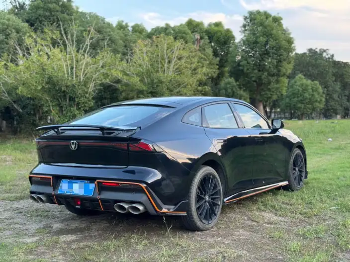 Changan UNI-V 2023 Model 1.5T Sports Edition – фото 6