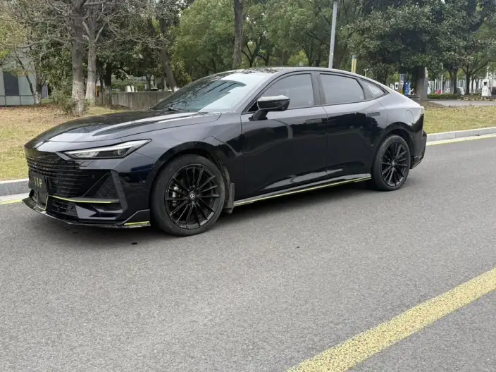 Changan UNI-V 2022 Model 1.5T Noble Model – фото 9