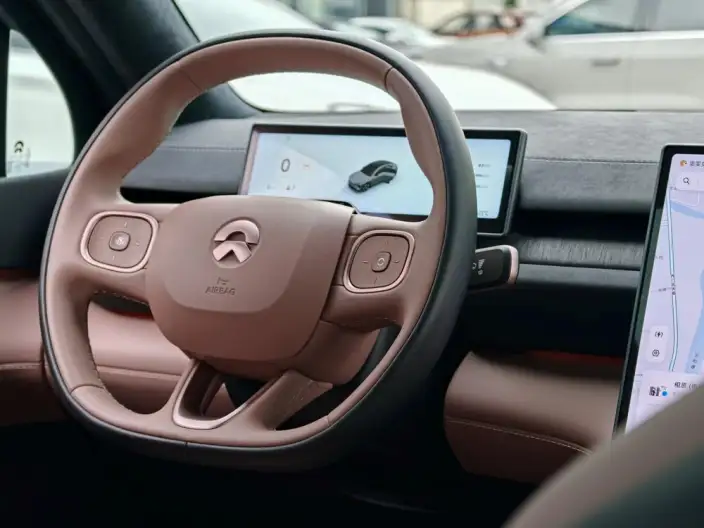 NIO EC6 2024 Model 75kWh – фото 8