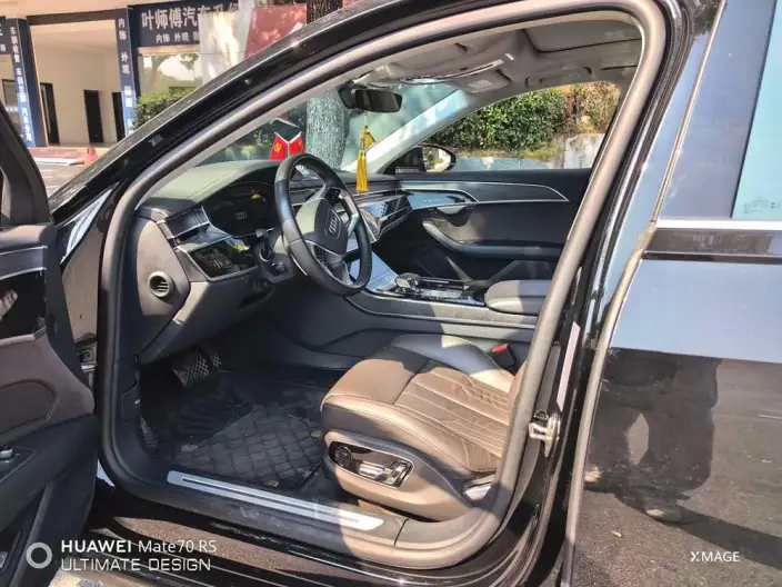 Audi A8 2024 Model A8L 45 TFSI quattro Luxury Model – фото 7