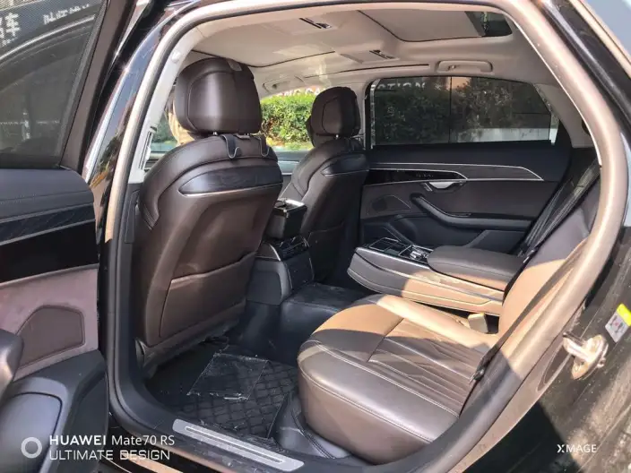 Audi A8 2024 Model A8L 45 TFSI quattro Luxury Model – фото 8