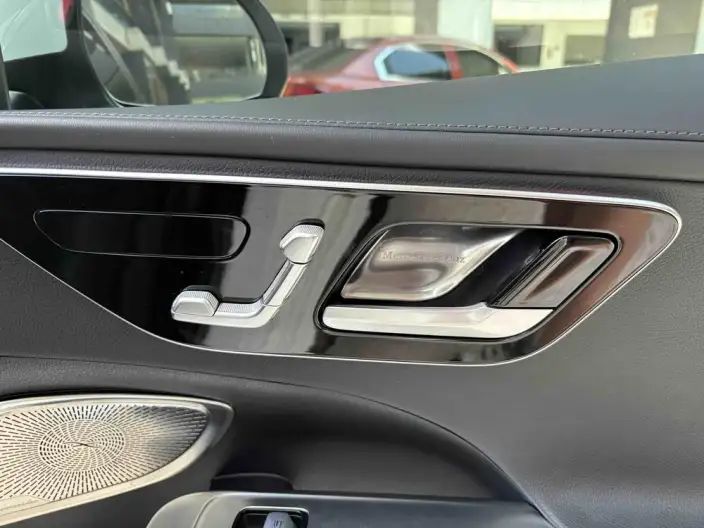 Mercedes-Benz C-Class 2024 Model C 260 L Sports Edition – фото 7