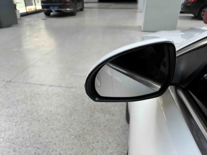 Mercedes-Benz C-Class 2024 Model C 260 L Sports Edition – фото 9